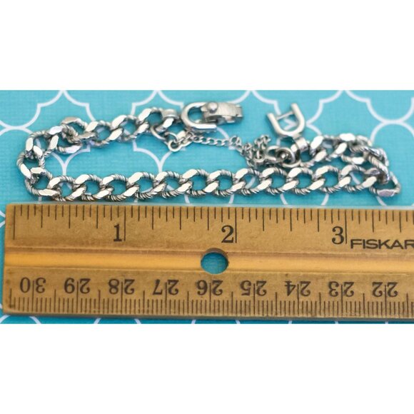 7 inch, Vintage Curb Chain Links Silver Tone Bracelet by Monet - R37 - Picture 3 of 3